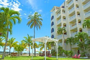 Exterior - Barbados Beach Club Resort - All Inclusive (Maxwell)