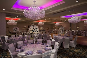 Ballroom - Radisson Hotel Freehold (Freehold)