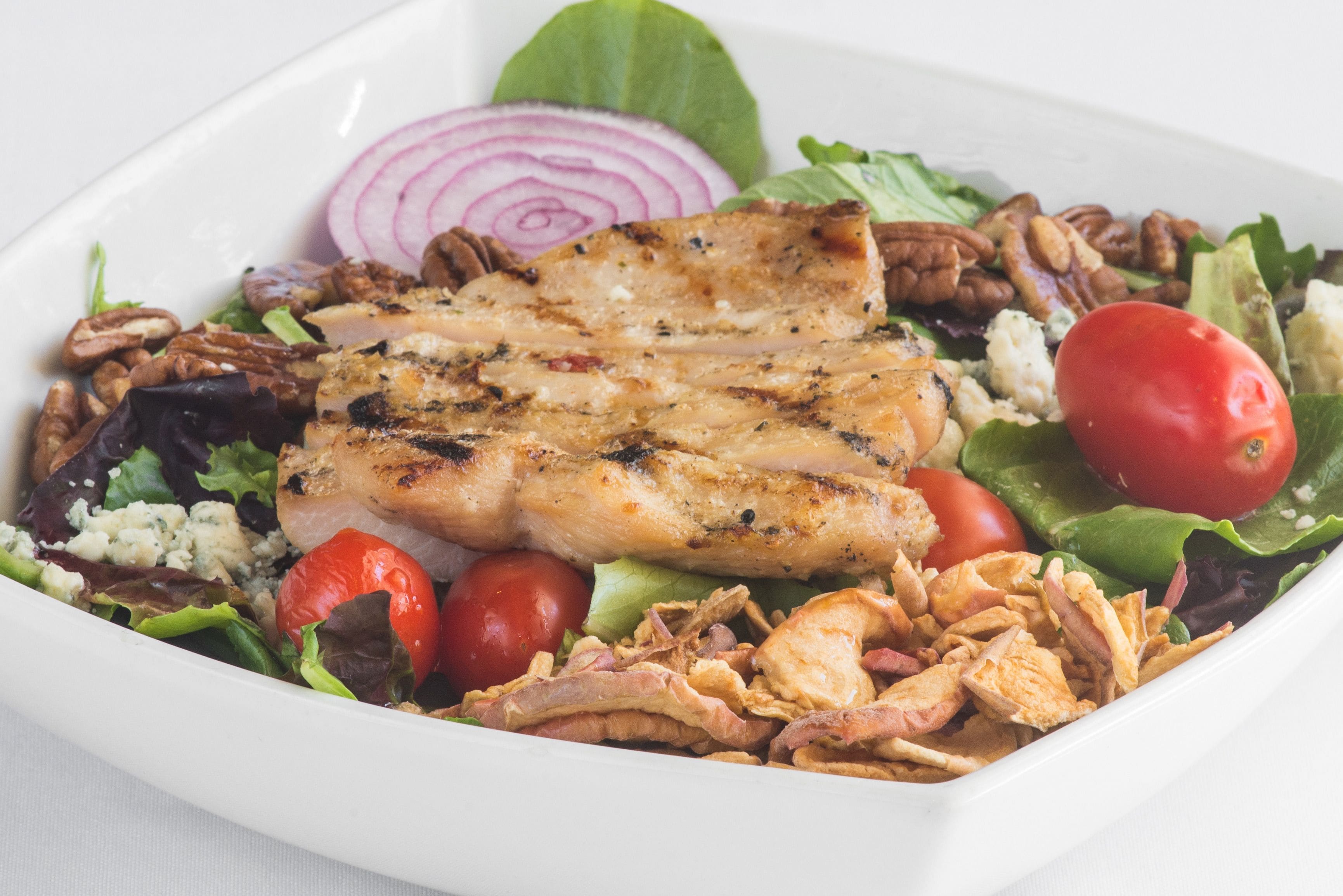 breakfast and dinner served, american cuisine