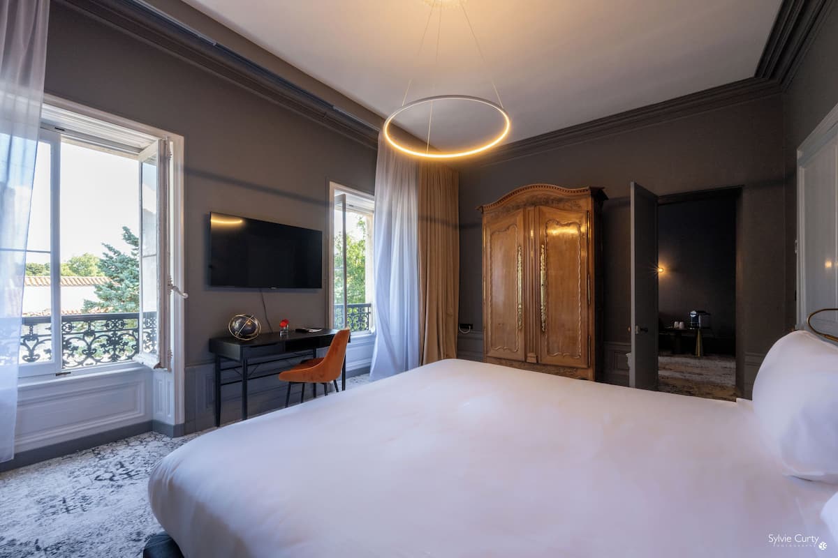 Suite | Premium bedding, in-room safe, individually decorated