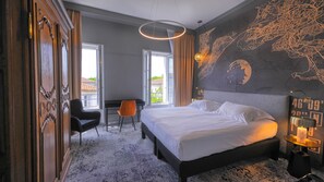 Superior kamer | Luxe beddengoed, een kluis op de kamer, individueel gedecoreerd