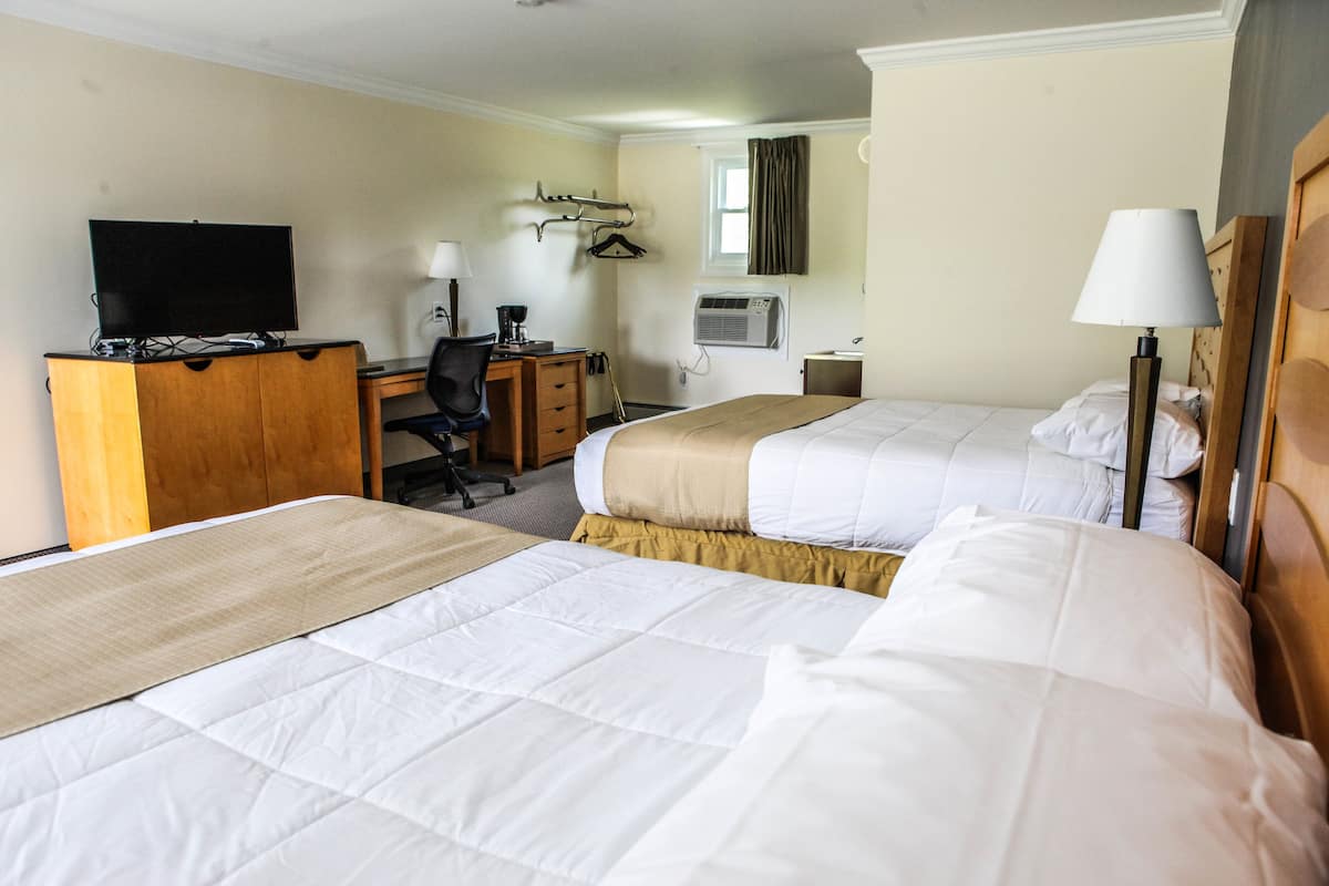 Standard Room, 2 Queen Beds, Non Smoking | Desk, laptop workspace, iron/ironing board (on request), WiFi (free)