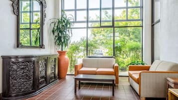Sala de estar en el lobby