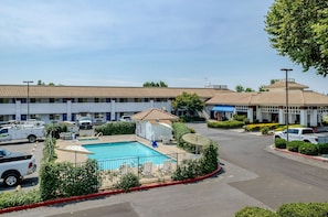 Piscine extérieure