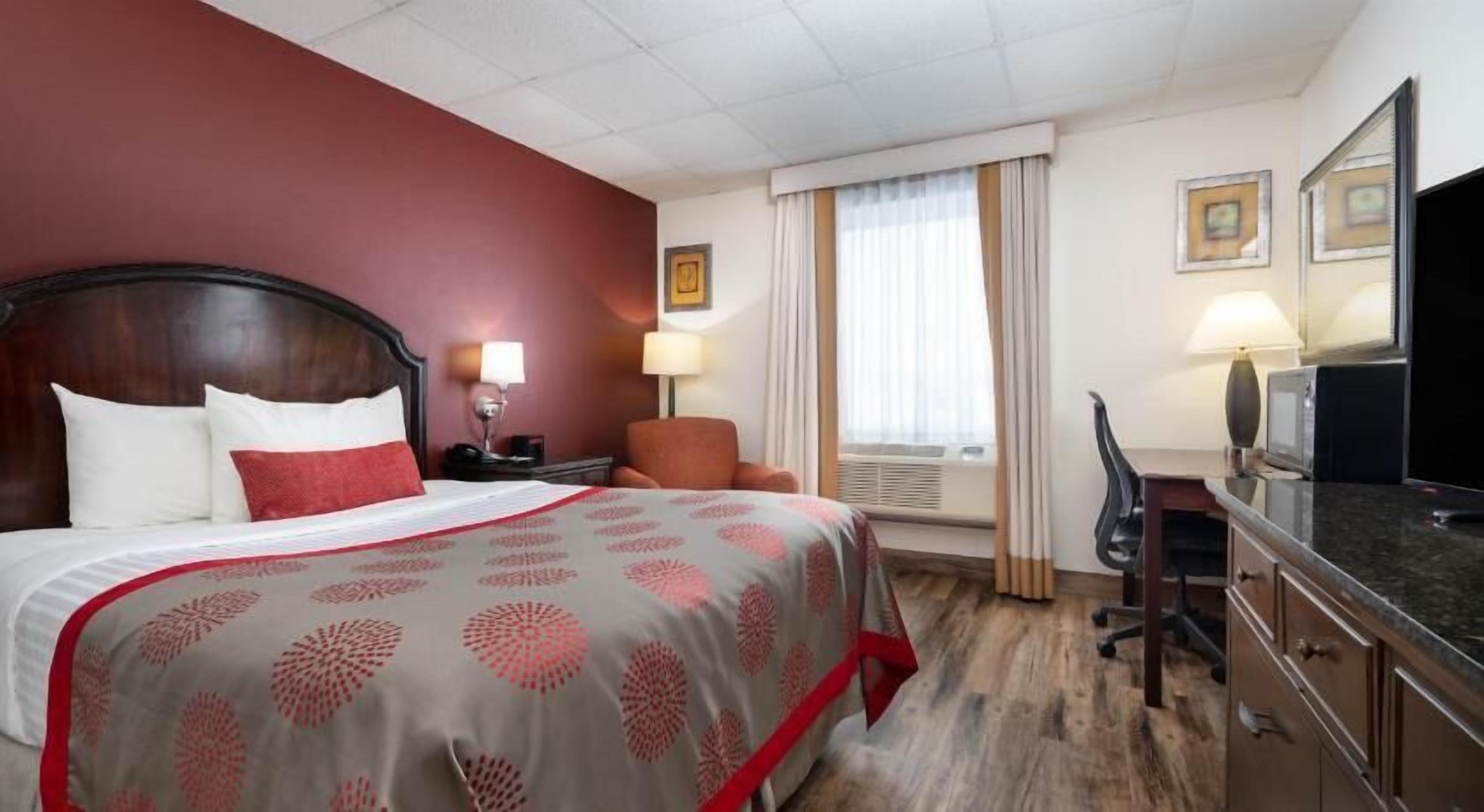 高档床上用品、特色装修、特色家居、办公桌