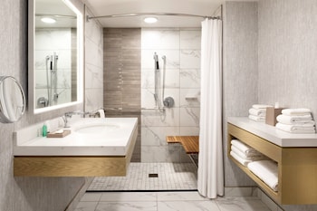 Premium Room, 1 King Bed, City View | Bathroom | Combined shower/tub, hydromassage showerhead, eco-friendly toiletries at The Westin Las Vegas Hotel & Spa