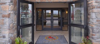 Cottonwood Inn and Conference Center