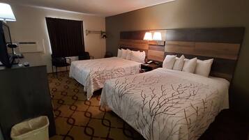 Basic-Zimmer, 2 Queen-Betten | 1 Schlafzimmer, hochwertige Bettwaren, VerdunkelungsvorhÀnge