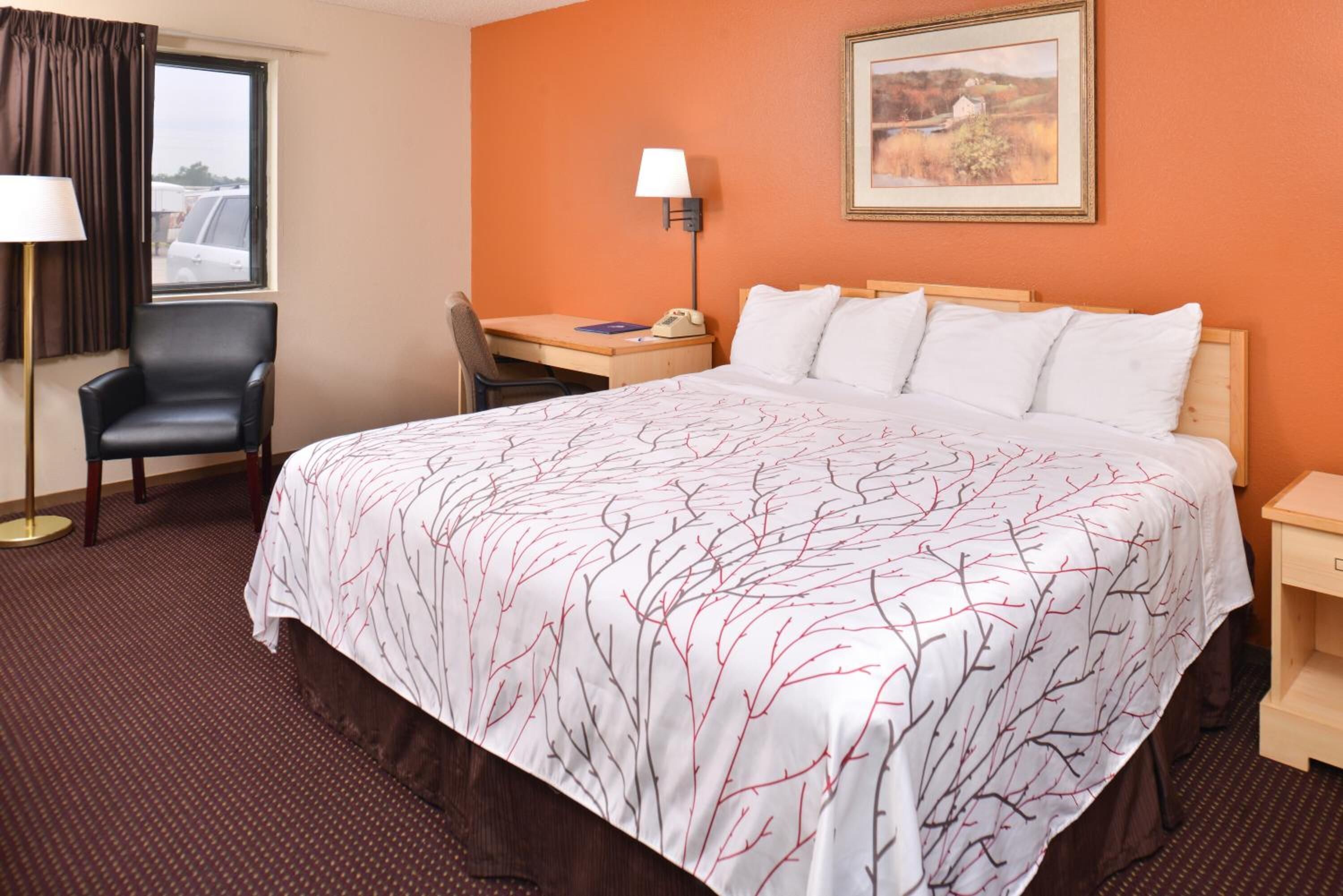 premium bedding, blackout curtains, soundproofing, free wifi