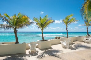 Superior Ocean Front Studio | Beach | On the beach, white sand, beach towels