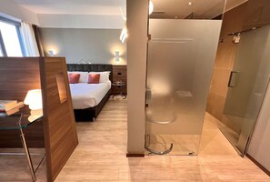 Chambre Confort, plusieurs lits (Triple Room)