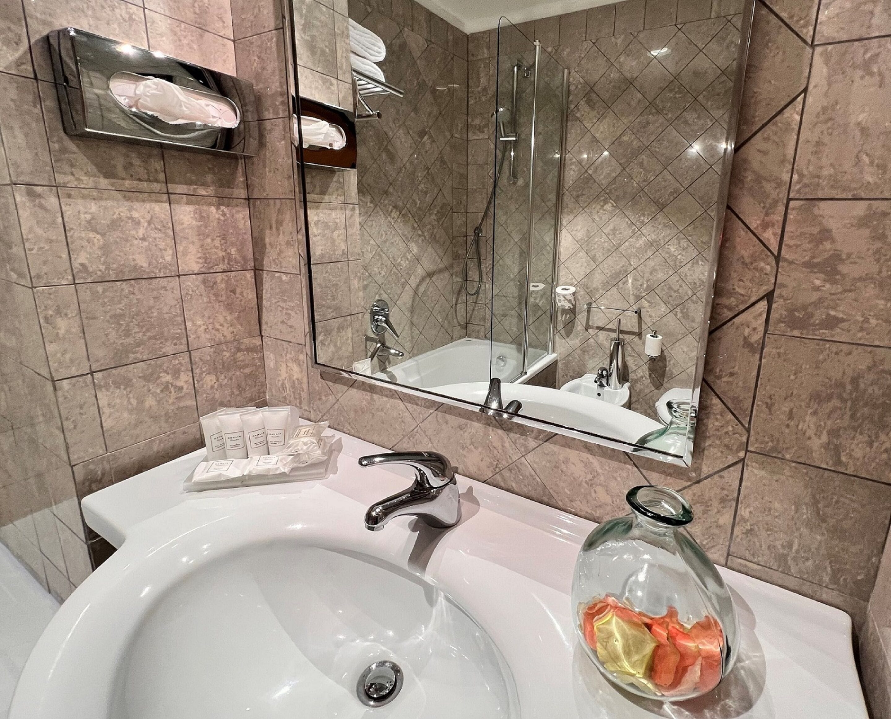 rainfall showerhead, eco-friendly toiletries, hair dryer, bidet