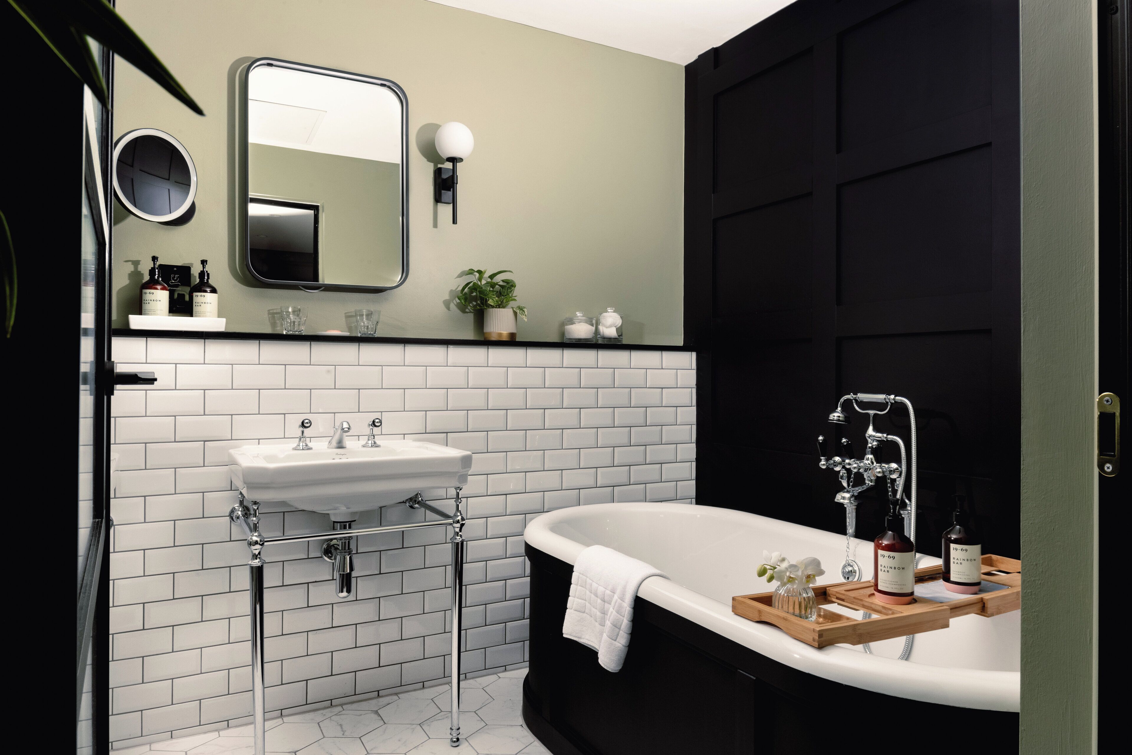 suite (no. 51) | bathroom | combined shower/bathtub, eco-friendly toiletries, hair dryer, bathrobes