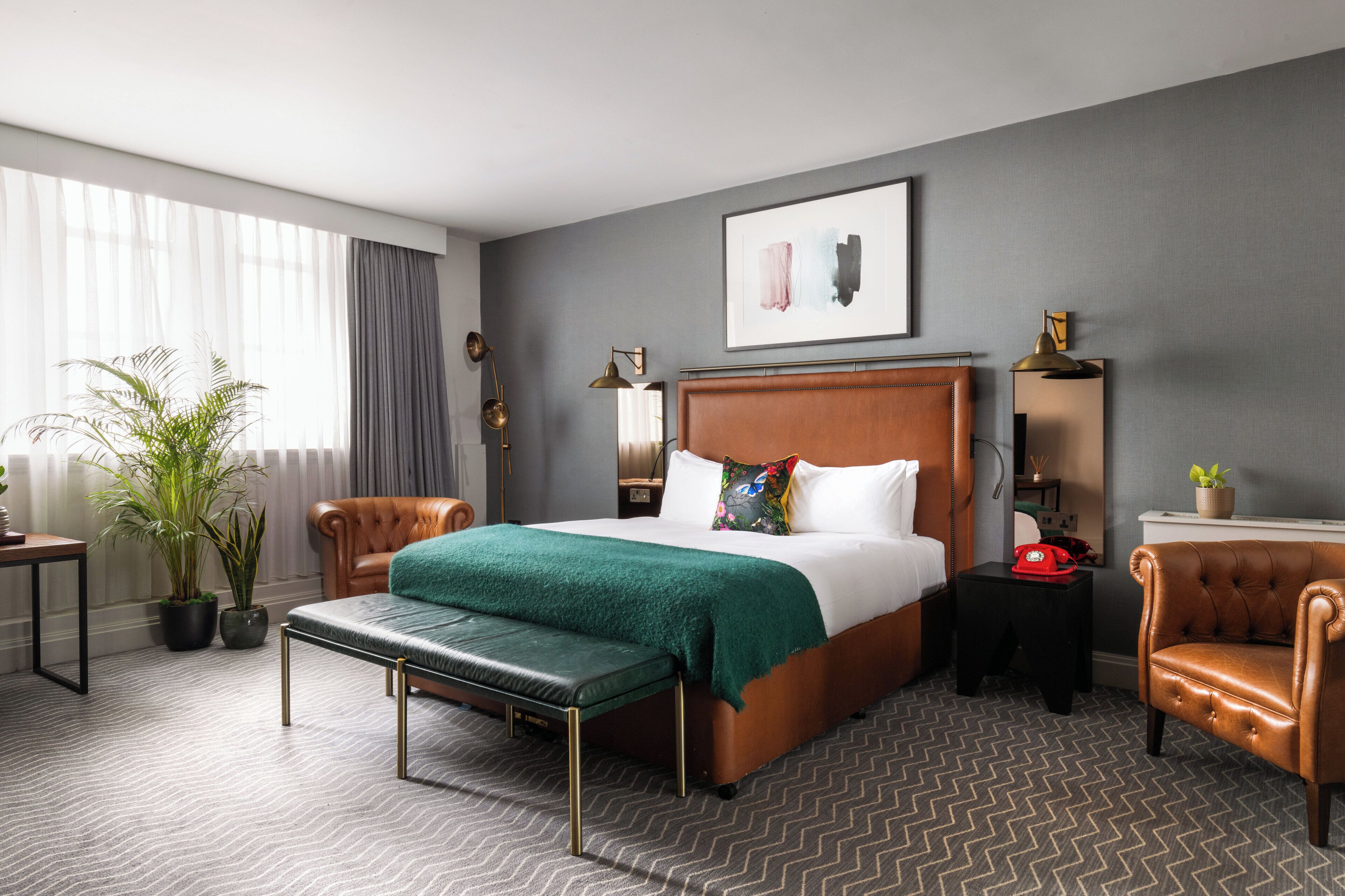 Suite, 1 King Bed | Hypo-allergenic bedding, in-room safe, individually decorated