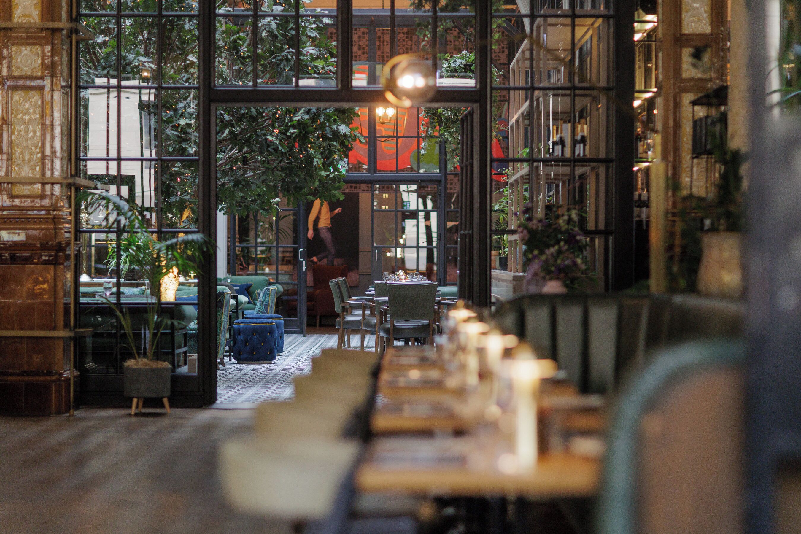 Breakfast, lunch and dinner served