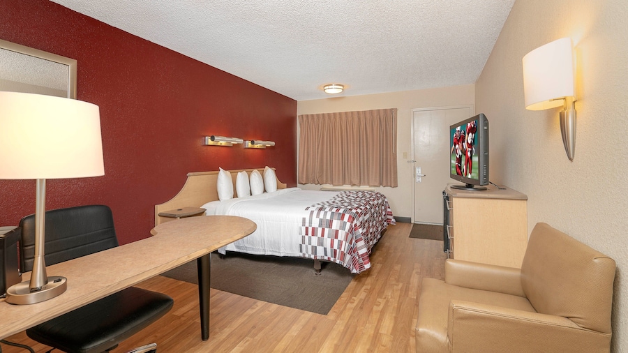 Red Roof Inn Mystic - New London