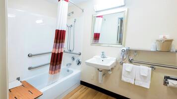 Superior Room, 1 King Bed, Accessible, Non Smoking | Bathroom | Combined shower/tub, free toiletries, towels