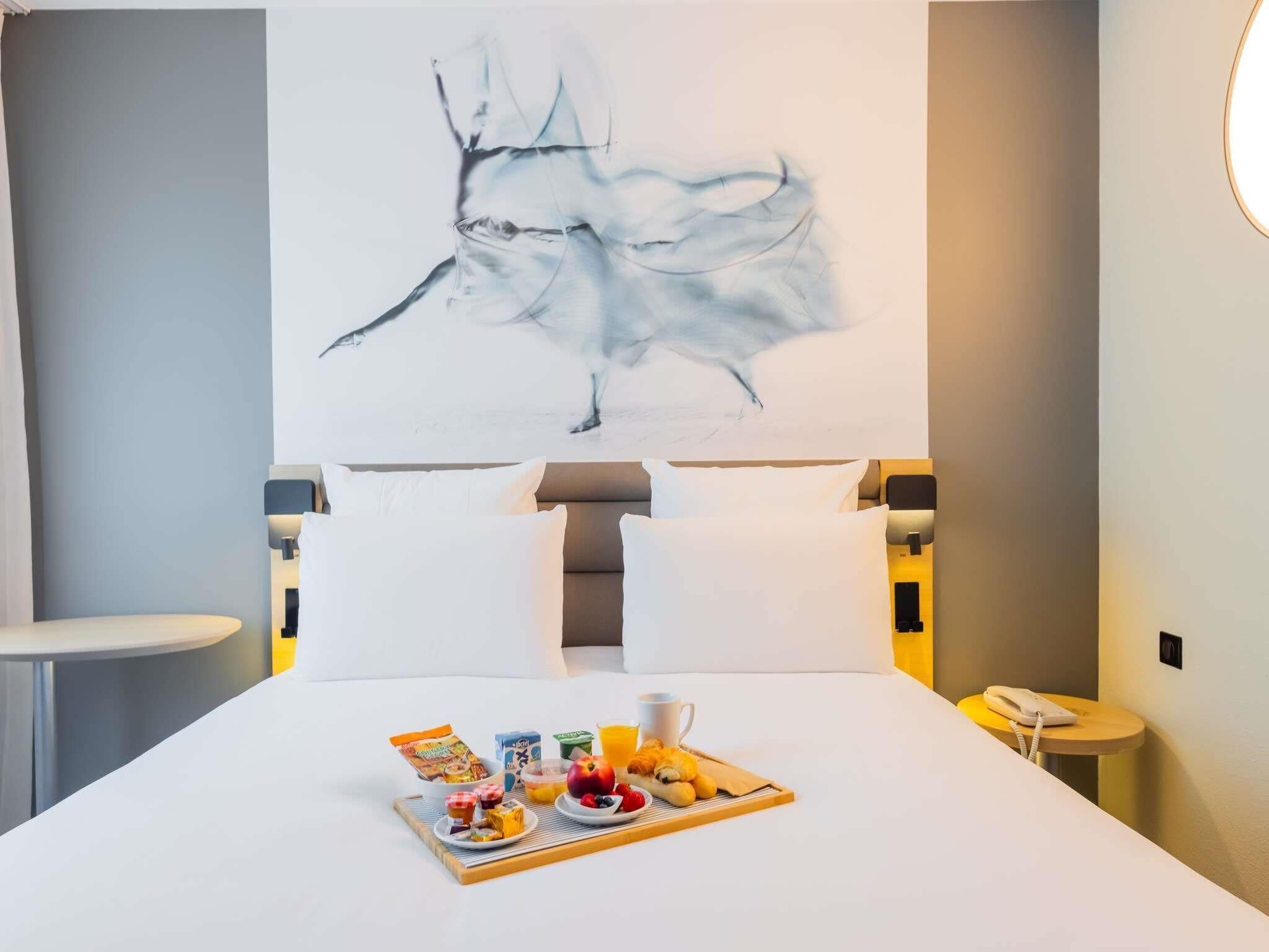 Privilege, 高級客房, 1 張標準雙人床 | 高級寢具、迷你吧、房內夾萬、書桌