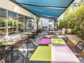 Exterior - Mercure Paris Massy Gare TGV (Massy)