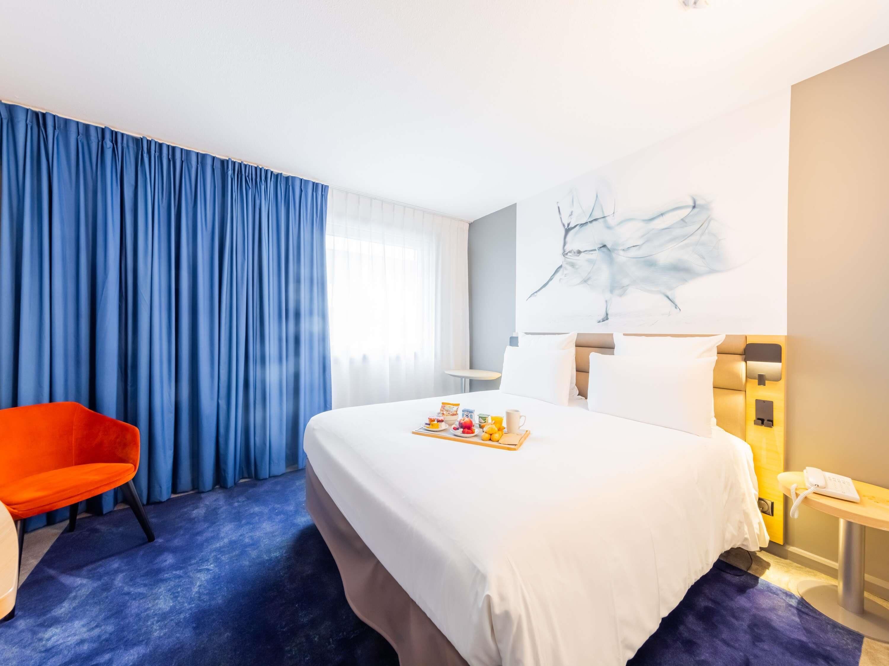 Privilege, Superior Room, 1 Double Bed | Premium bedding, minibar, in-room safe, desk