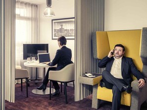 Miscellaneous - Mercure Paris Massy Gare TGV (Massy)