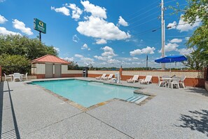 Seasonal outdoor pool