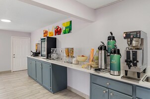 Desayuno completo incluido todos los días 