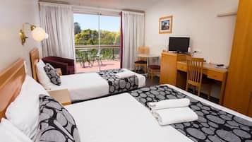 Desk, iron/ironing board, free WiFi, bed sheets