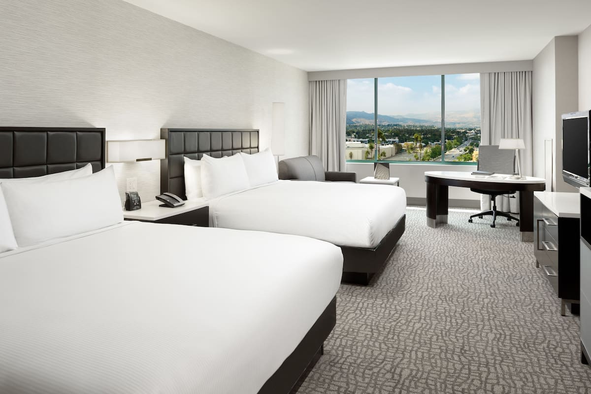 1 bedroom, premium bedding, pillow-top beds, in-room safe