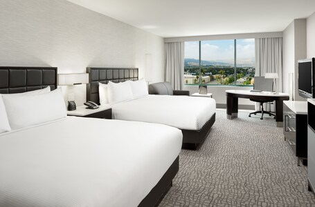 Hilton Woodland Hills / Los Angeles - view 2