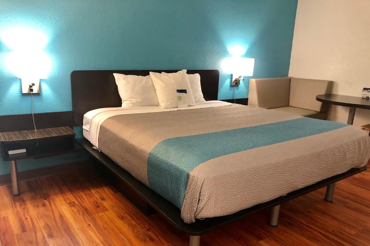 Wi-fi (inkludert) og sengetøy