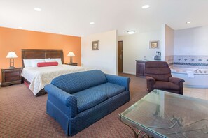 Suite, 1 King Bed, Non Smoking - Days Inn by Wyndham Minot (Minot)
