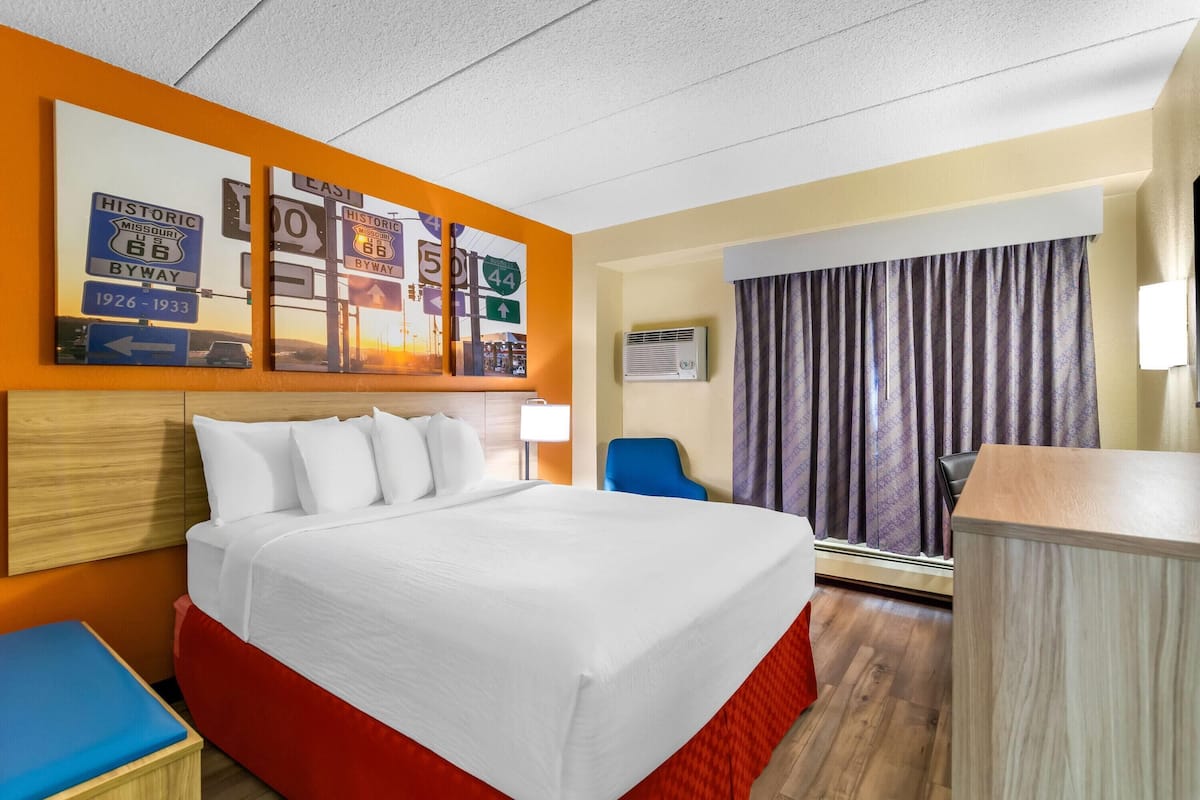 1 grand lit queen-size, Non-fumeurs.