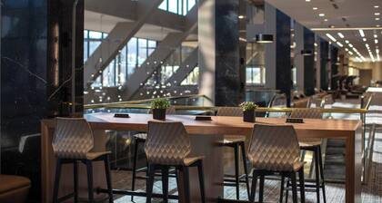 Renaissance Dallas Addison Hotel