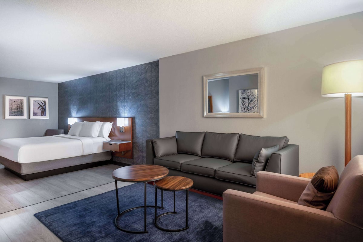 Chambre Deluxe, 1 trĂšs grand lit, balcon