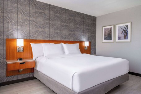 Wyndham Indianapolis Airport - Image 53