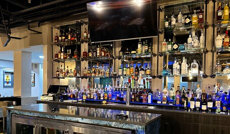 Wyndham Indianapolis Airport - Image 17