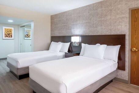 Wyndham Indianapolis Airport - Image 45