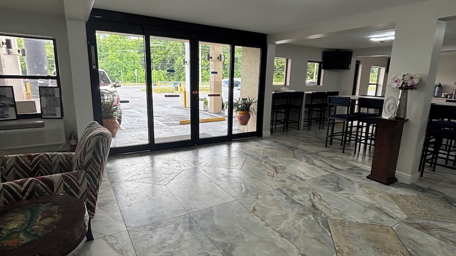 Clarion Pointe Alachua - Gainesville Area