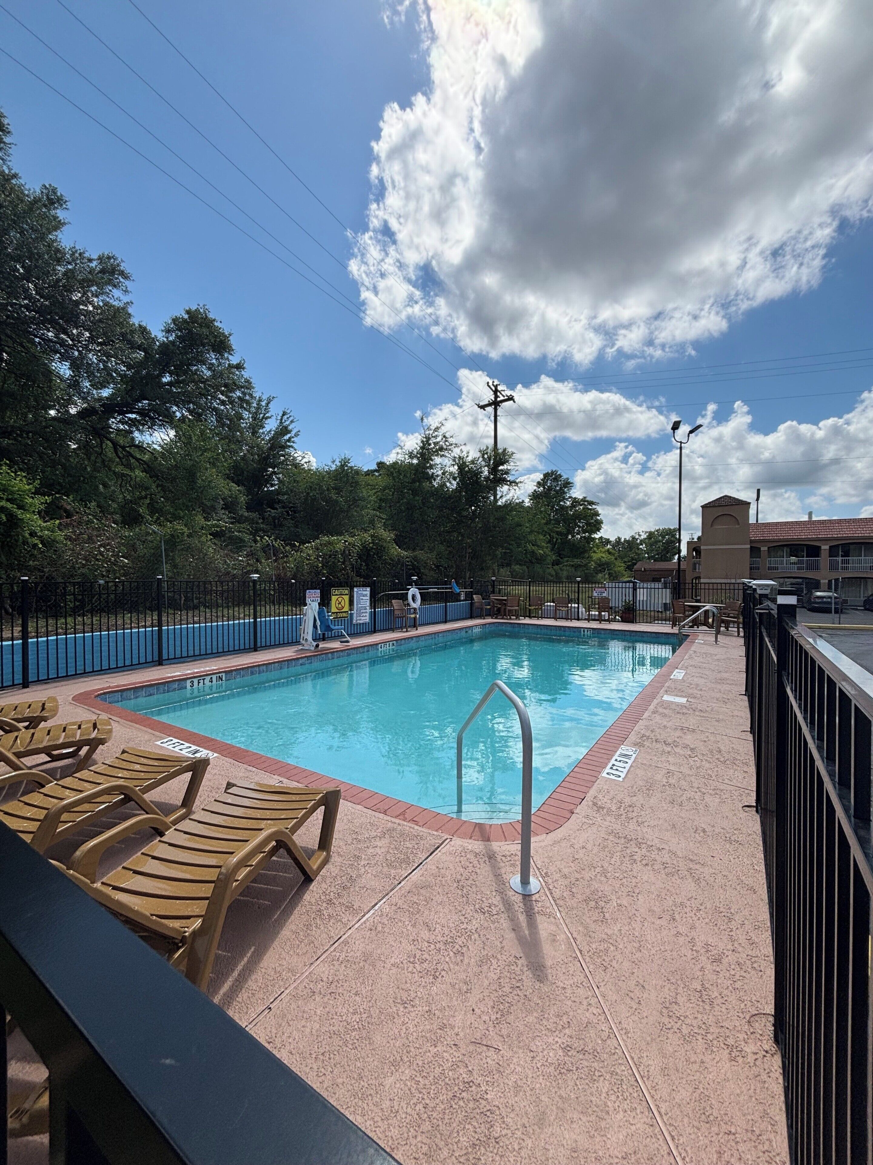 Alberca al aire libre 