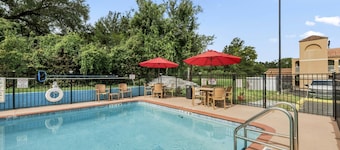 Clarion Pointe Alachua - Gainesville Area