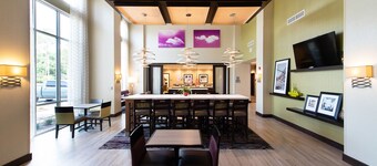 Hampton Inn & Suites Fayetteville