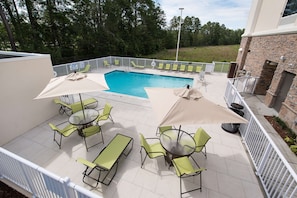 Outdoor pool, pool loungers