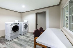 Ảnh chưa phân loại, 5 trong số 43 ảnh, nút