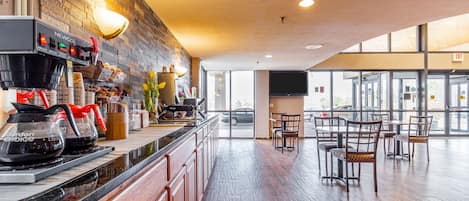 Free daily continental breakfast