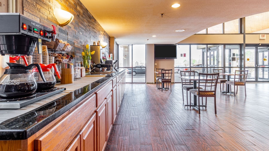 Ramada by Wyndham Columbus North