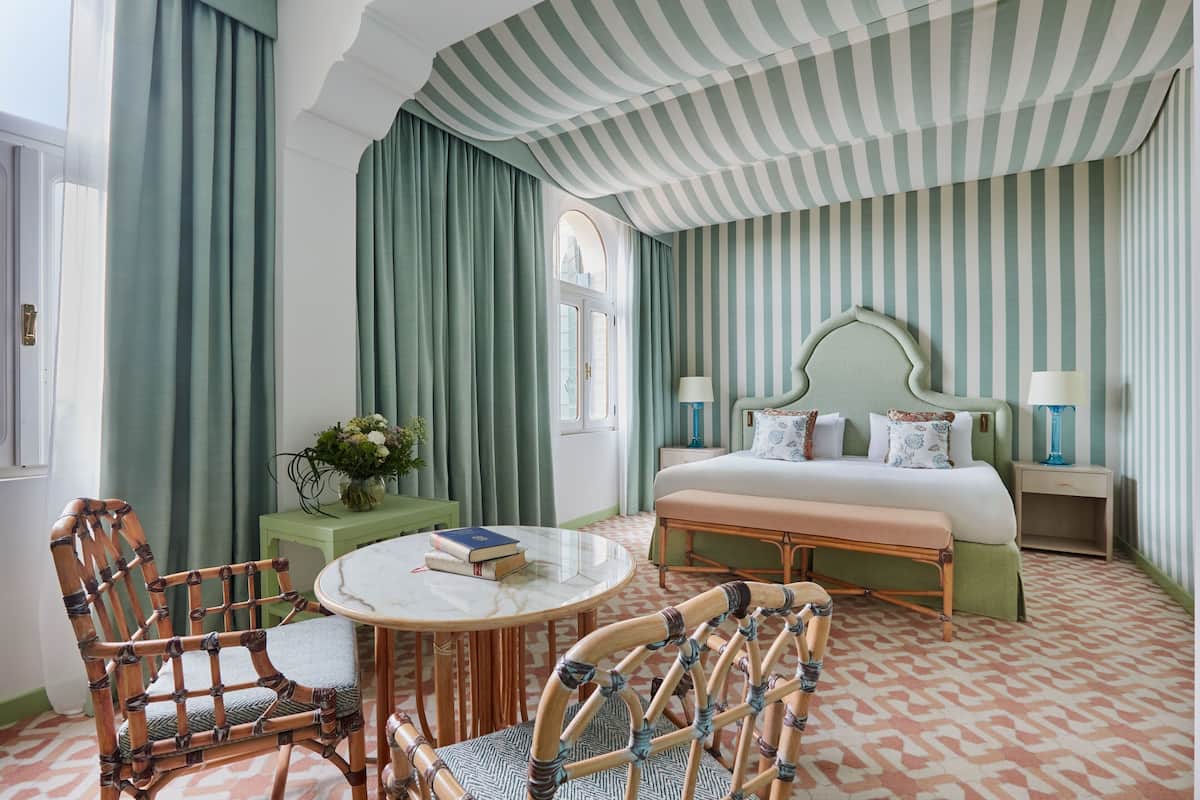 Quarto grand (Premium Deluxe) | Roupas de cama premium, edredons de pluma, frigobar, cofres nos quartos