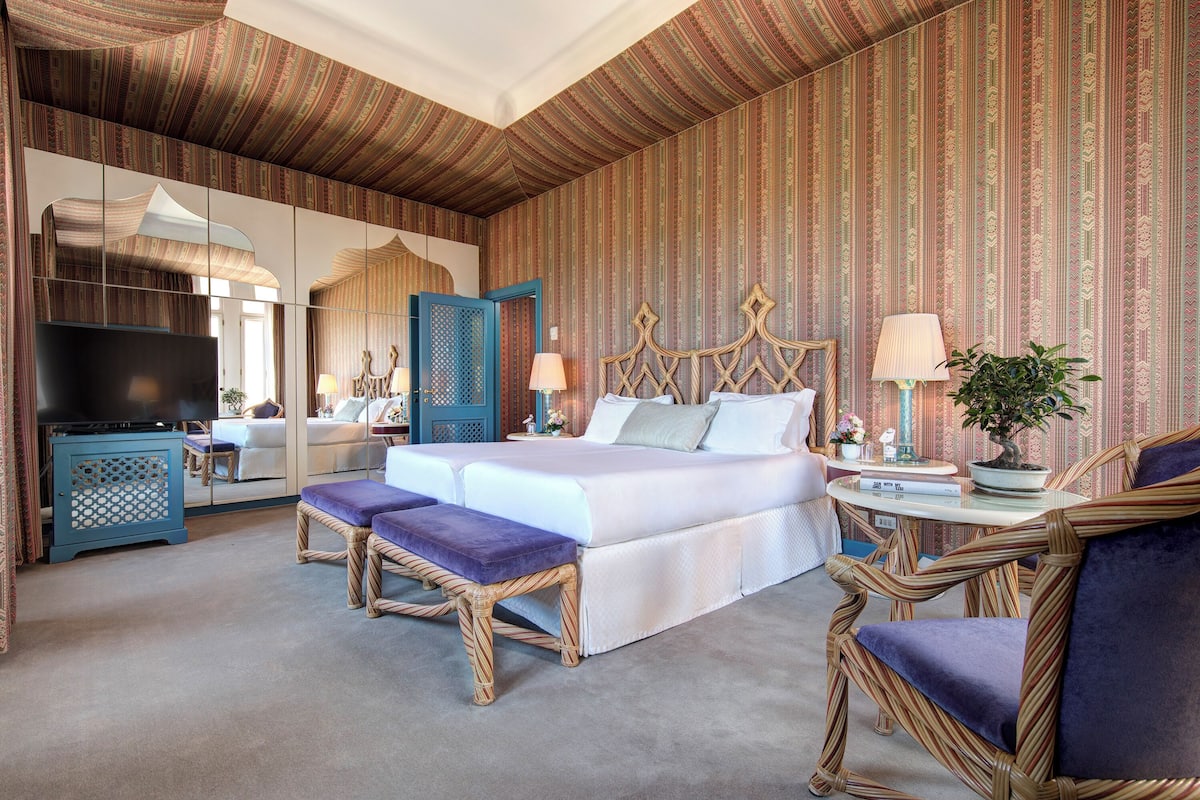 Quarto grand (Deluxe) | Roupas de cama premium, edredons de pluma, frigobar, cofres nos quartos