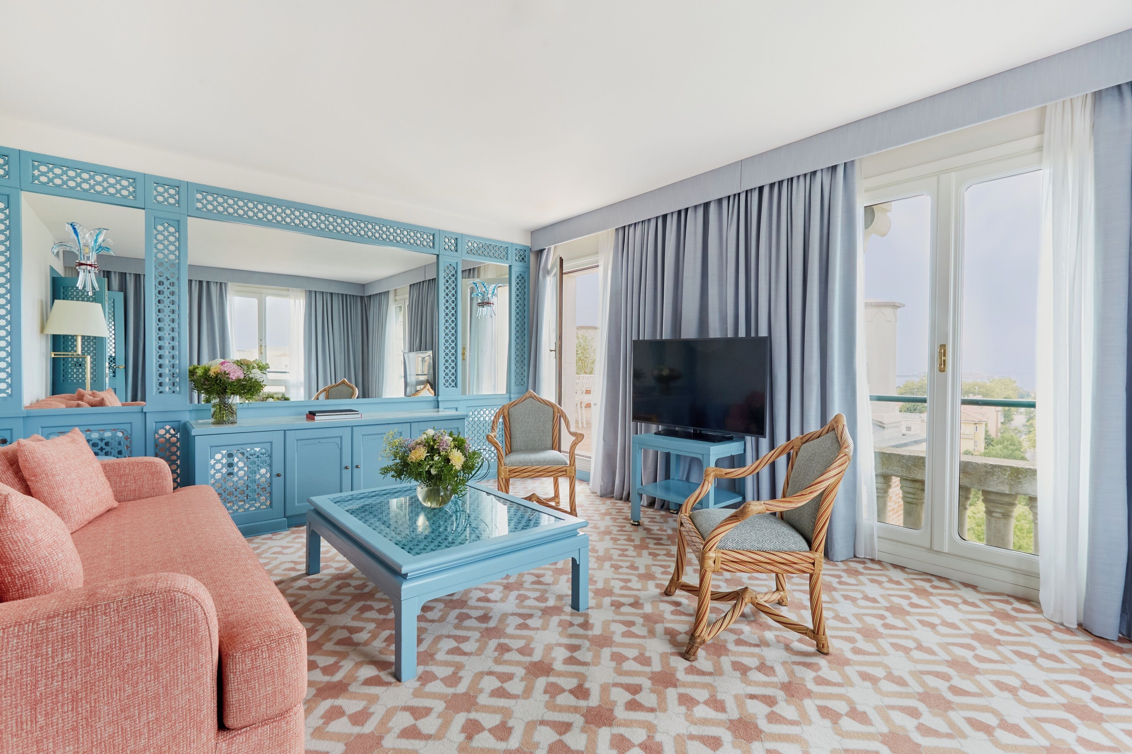 room, 2 bedrooms (iconic) | living area | 40-inch smart tv with digital channels, tv