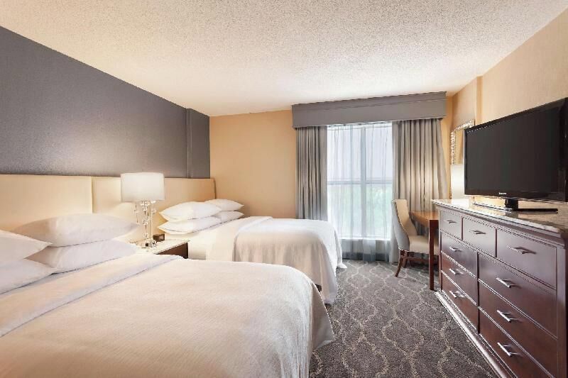 Premium bedding, in-room safe, individually furnished, desk